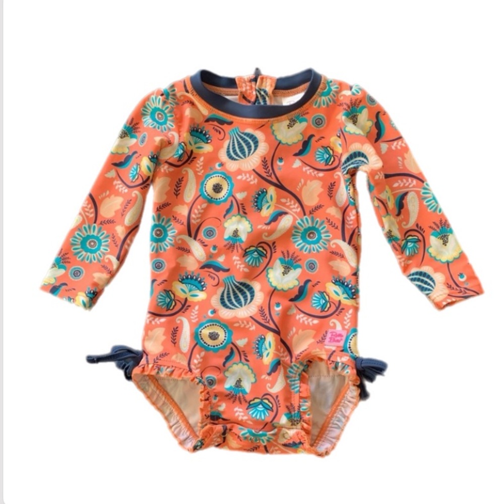 Ruffle butts swimsuit 12-18 m and free shoes
